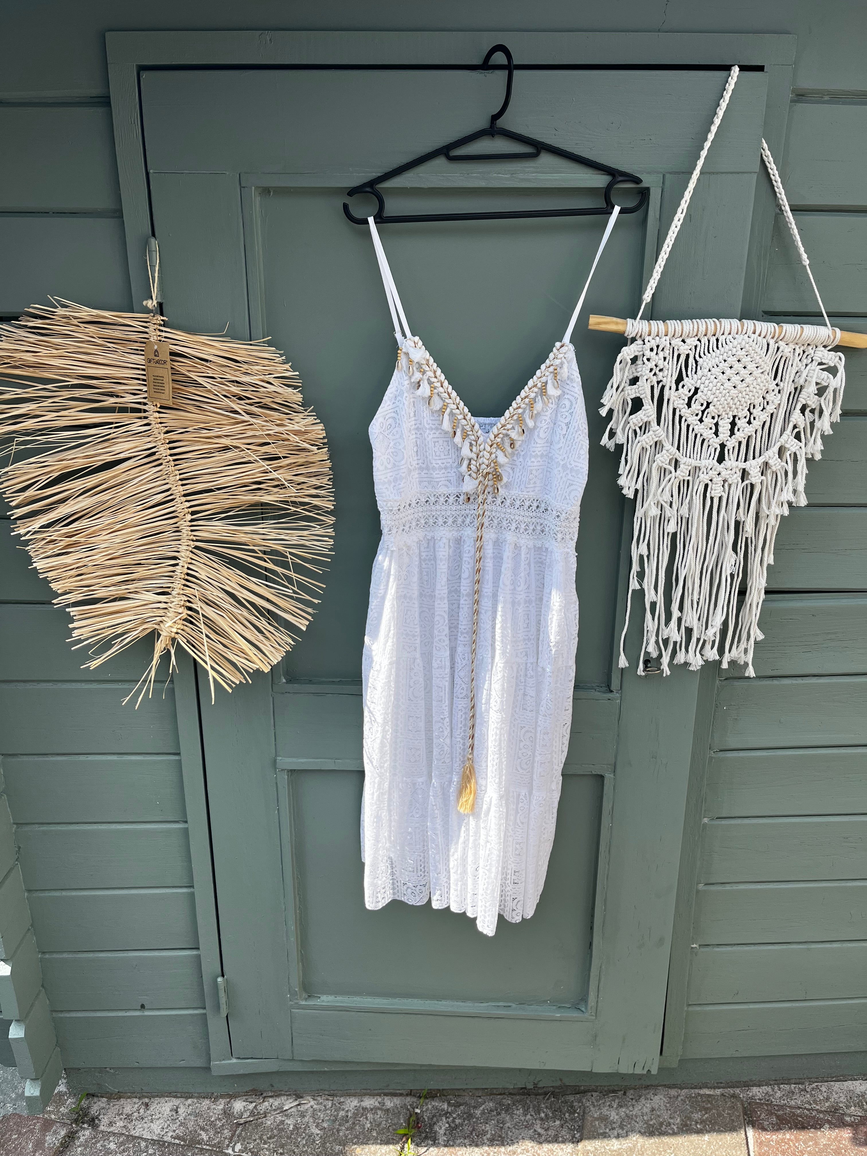 Witte Dress Kantmotief